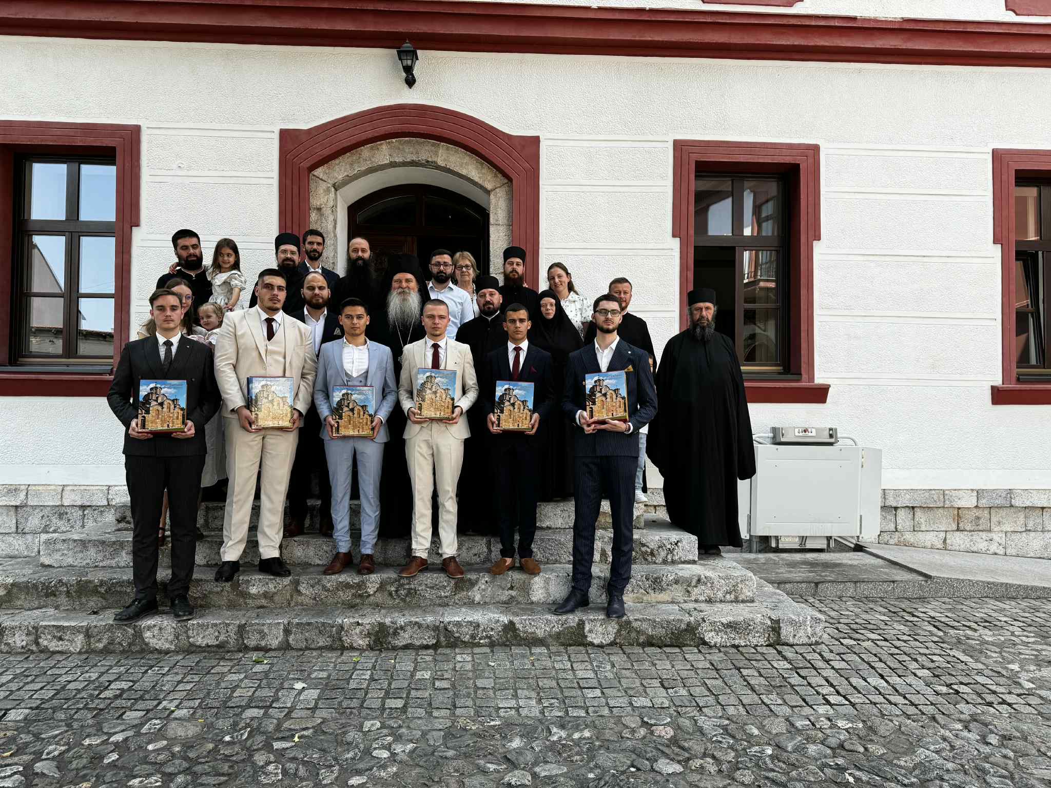 Završetak školovanja desete generacije bogoslova u Prizrenu