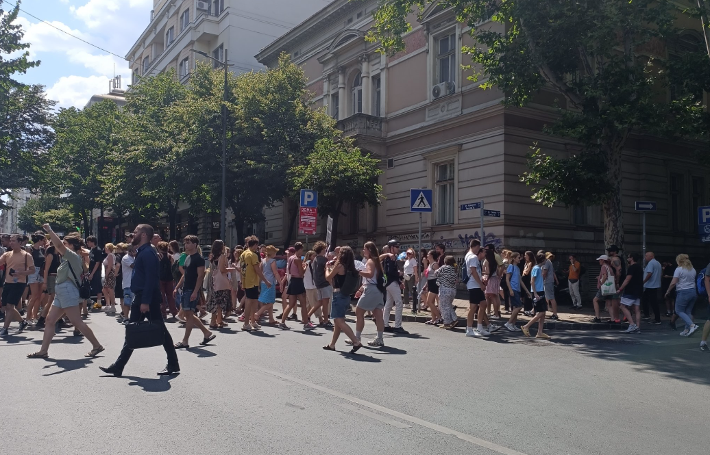 Vidovdanska faza protesta: Disperzivne blokade, zebre, napuštanje skupštine, obustava rada...