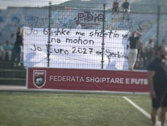 Turnir za albansku omladinu na jugu Srbije: „Ne zajedno sa državom koja nas negira. Ne Euro 2027 sa Srbijom“ 