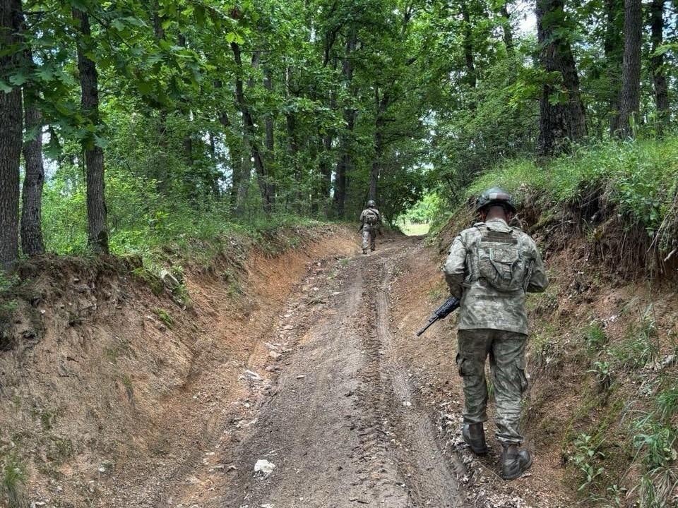 U selu Gnježdane pronađeno 10 upaljača za detonaciju uređaja