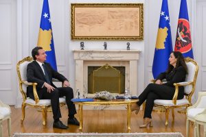 Osmani sa liderima LVV, LDK, PDK i AAK: Dogovor o konstituisanju skupštine što pre