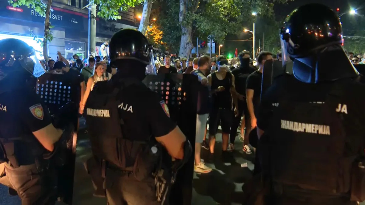 Anesteziolog Stefanović: Hteo sam da pomognem kao lekar, žandarm me udario pendrekom
