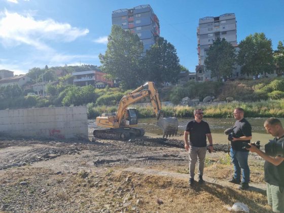 Kurti u Mitrovici položio kamen temeljac za dva nova mosta: &Scaron;to vi&scaron;e cirkulacije i saradnje