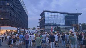 Skup podrške ispred N1, građani zabrinuti za sudbinu nezavisnih medija