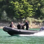 Na Dan planete Zemlje, Kurti formira „Gardu za zaštitu prirode“ – 100 čuvara Čamac KP policija pogranična Gazivode Jezero