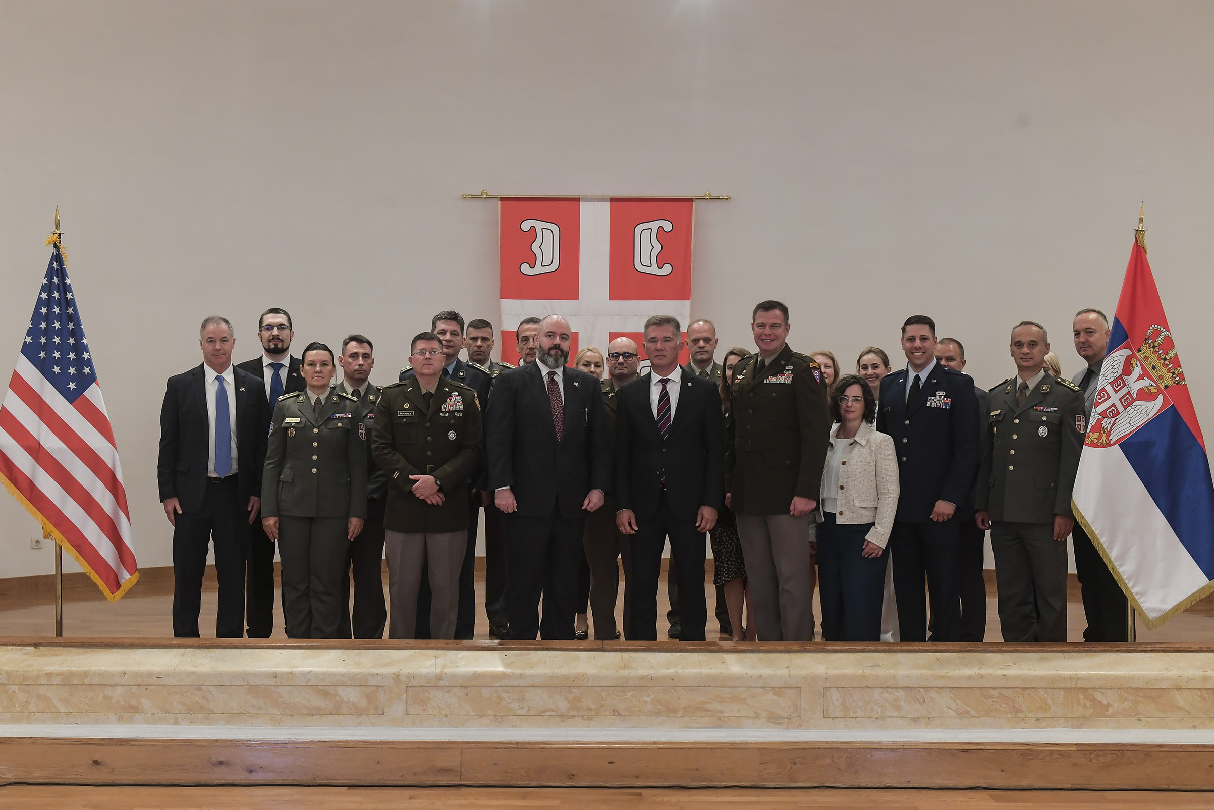 Zamenik pomoćnika američkog sekretara za odbranu u poseti regionu: Prvo u Beogradu, danas u Prištini