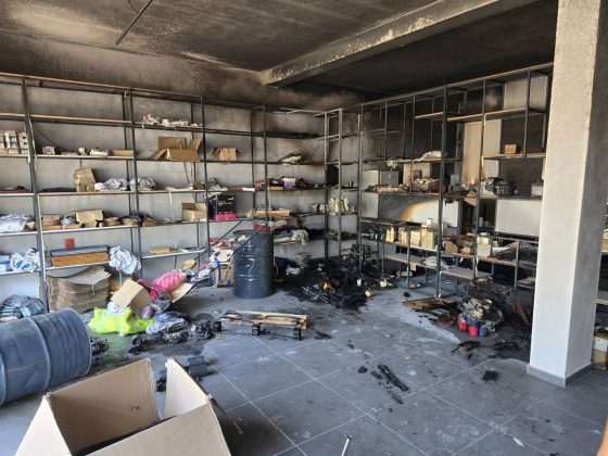 FOTO: Srpska lista/Zapaljen lokal Milo&scaron;a Perovića