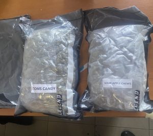 Kilo marihuane u poštanskoj pošiljci
