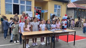 Svečani prijem predškolaca i đaka prvaka u OŠ „Miladin Mitić“ u Lapljem Selu