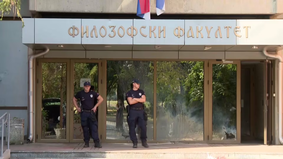 FOTO: N1/Policajci na univerzitetu u Novom Sadu
