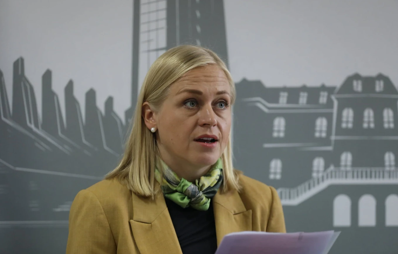 elina valtonen oebs koha