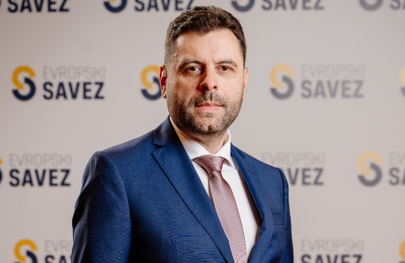 Vujović: Vučić se obračunava preko Crne Gore sa Turskom nakon najave o isporuci dronova Kosovu