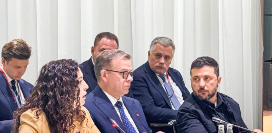 FOTO: Vjosa Osmani FB