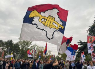 Na 17. Mart u Beogradu skup „Za odbranu KiM“, Vučiću: Izdajnik! FOTO: Protest/KoSSev