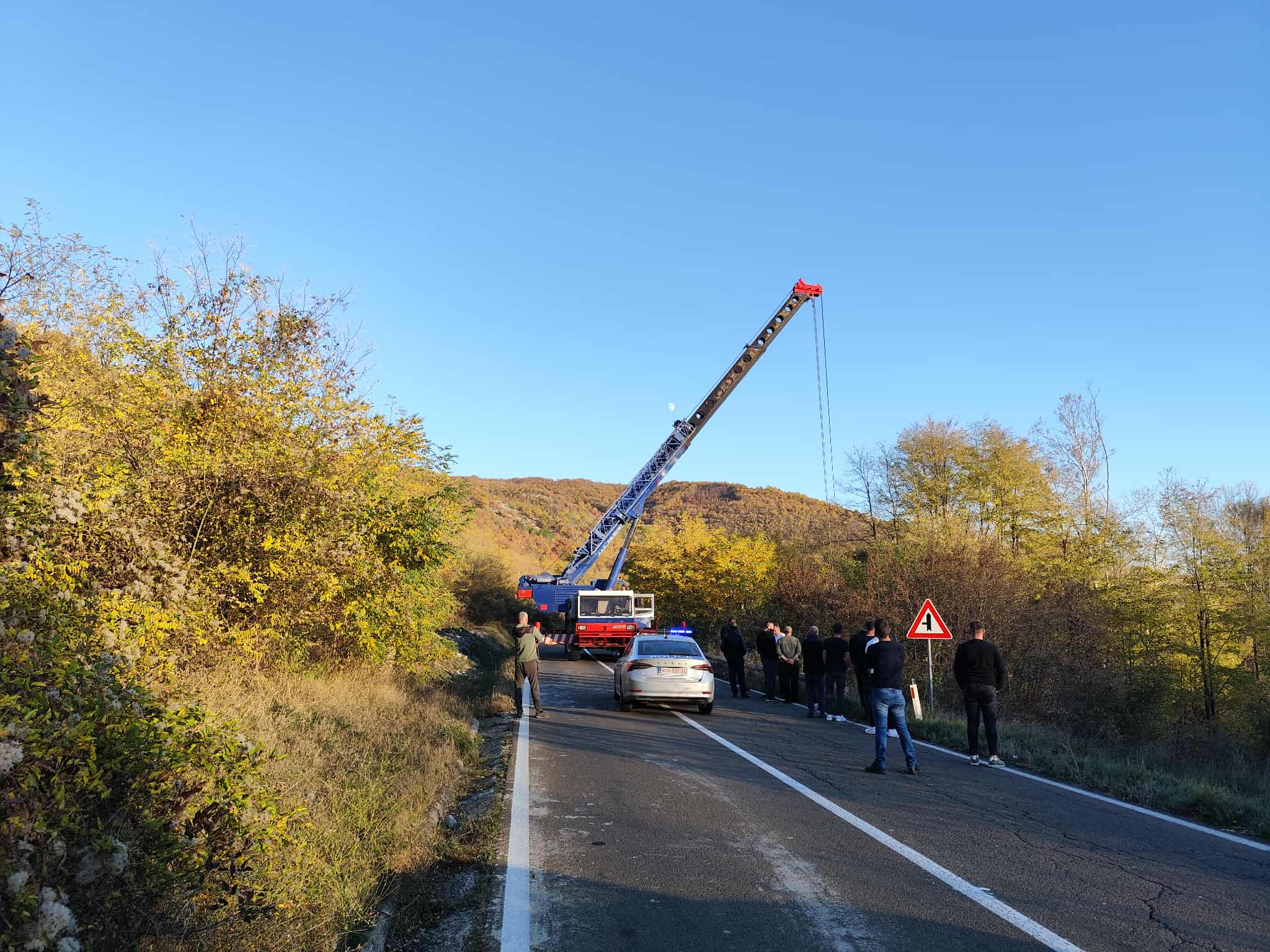 Blokiran put kod Jarinja – formirana duga kolona vozila