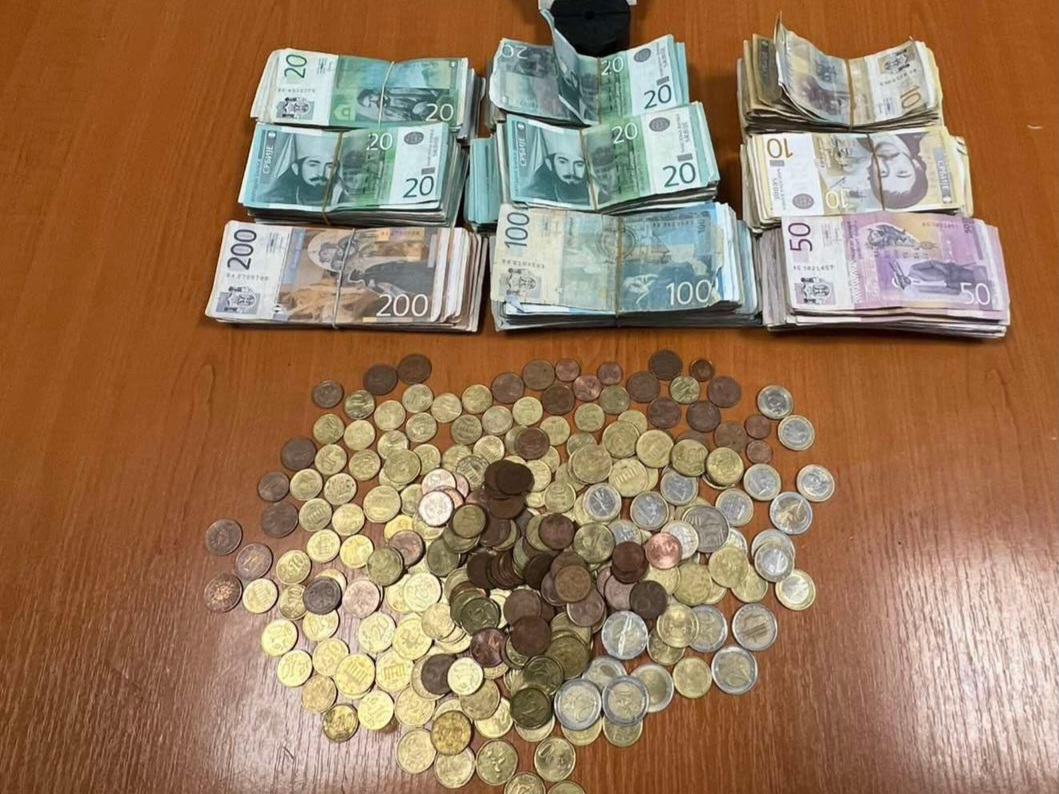 Dve osobe uhapšene zbog sumnje na tešku krađu