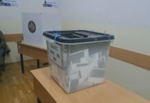 Koha: Osoba sa osam presuda, uključujući pokušaj ubistva, angažovana kao izborni posmatrač
