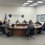 CIK: Starijima od 80 godina više nije potrebna lekarska potvrda za registraciju za glasanje putem mobilnih timova cik