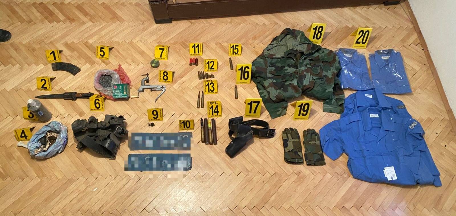 Kosovska policija ponovo pronašla oružje i eksploziv na Severu - sada u Brđaima