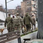 Slovenija za sada ne planira smanjenje broja svojih vojnika u KFOR-u kfor most vojnici ker psi