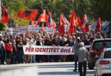 Kallxo: Odbor za spoljne poslove Kongresa SAD usvojio je nacrt zakona o istrazi diskriminacije nad Albancima u Preševskoj dolini FOTO: Fotografija iz arhive predstavnika Albanaca u Skupštini Srbije, Šaipa Kamberija, sa Fejsbuka