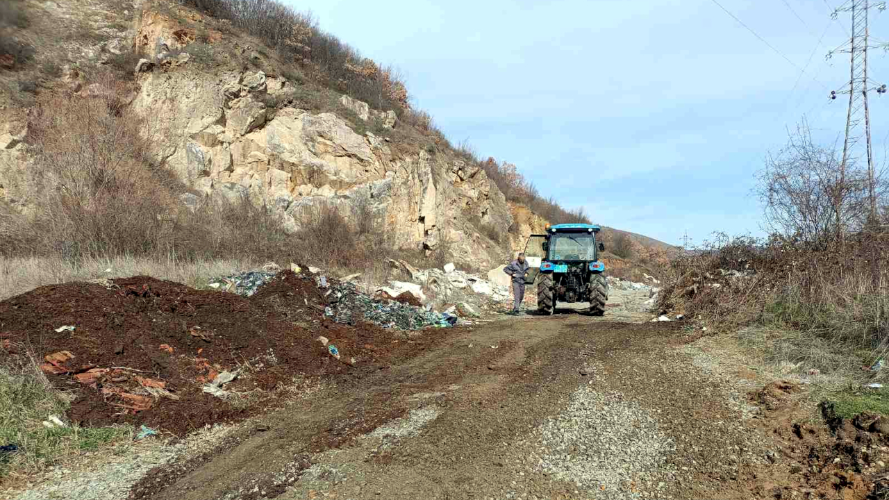 Identifikovana i kažnjena osoba koja je blokirala put ka groblju u Kišnici