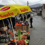 Pijaca u Gračanici: Cene veće, robe mnogo, ali kupaca malo