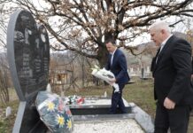 22 godine kasnije, Peci ponavlja optužbe koje su podstakle Martovsko nasilje