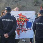 Održan protest omladine Novog DSS-a na Jarinju: Kontejner je pun laži, izdaje i prevare