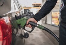 Na Kosovu dizel pojeftinio za cent, cene benzina i auto-gasa ostale nepromenjene