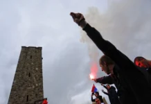 Koha: Vidovdan i Časni krst: Razobličavanje „srpske tapije na Kosovo“ FOTO: Gazimestan, Koha/ Driton Paçarada