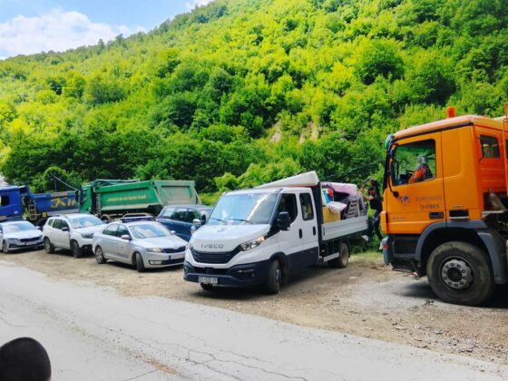 FOTO: KoSSev/Ru&scaron;enje vikendica na Gazivbodama, Ibar Lepenac
