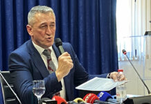 Rašić podržao Studentsku listu, reagovala Srpska lista