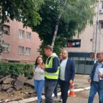 Rekonstrukcija trotoara u Ulici kralja Petra I: Radovi počeli, rok za završetak 90 radnih dana FOTO: Opština Severna Mitrovica/trotoari