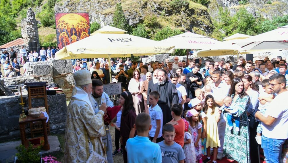 Sv. Arhangeli kod Prizrena proslavili hramovnu slavu - "Bog je sila moja"