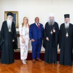 Patrijarh sa Trampovim savetnikom i delegacijom američkih poslovnih ljudi i saradnika FOTO: SPC