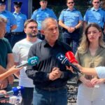Poslanici Alijanse prosuli ugalj ispred zgrade Vlade; Ramadani: Kosovo iz energetskog ulazi u politički mrak