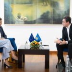 Palatova pri oproštaju sa Kurtijem ponovila poziv EU za formiranje institucija: „Kosovo mora da uradi svoj deo”