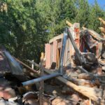 U toku nastavak rušenja na Gazivodama – ruši se u Rezalima FOTO: KoSSev/ Gazivode, srušen hotel Jezero