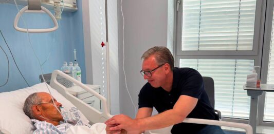 FOTO: Vučić i Rašković/ društvene mreže predsendika Srbije