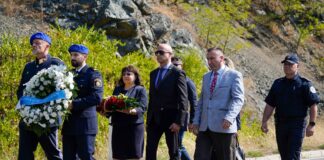 Trinaest godina od ubistva carinika EULEX-a na Severu: Počinioci i dalje nepoznati, ostaje nagrada od 82.000 evra FOTO: EULEX/ Obeležavanje godišnjice Audriusa Šenavičiusa