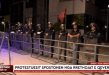 KP: Pokušaj nasilnog ulaska u bazu EULEX-a, maskirani kamenovali Vladu; jedna osoba zadržana 48 sati FOTO: Klan Kosova/Skrinšot, protest i U Prištini