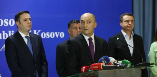 FOTO: Koha/Bekim Sejdiu, Albin Kurti