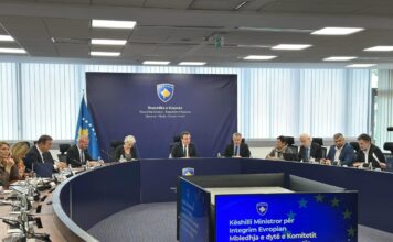 Kurti poručuje da su novi izbori nepotrebni: Aktuelna Skupština može da izabere predsednika