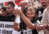 Studenti u Prištini pustili bele golubove mira na protestu podrške četvorici prvostepeno osuđenih za ratne zločine FOTO: Ekonomia Online/Protest studenata u Prištini protiv Specijalnog suda i presude