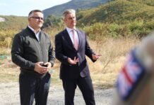 Čitaku, PDK, Krasnići Hargrivsu: „Nije pročitao optužnicu niti čuo presudu“ FOTO: Ambasada UK/Džonatan Hargrivs