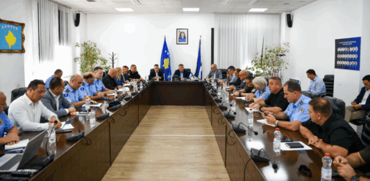 FOTO: Kosovska policija na sastanku sa KFOR-om, EULEX-om....