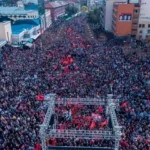 Bez međunarodne reakcije na jučerašnji skup u Prištini, EU pozvala na poštovanje „prvostepene” odluke suda