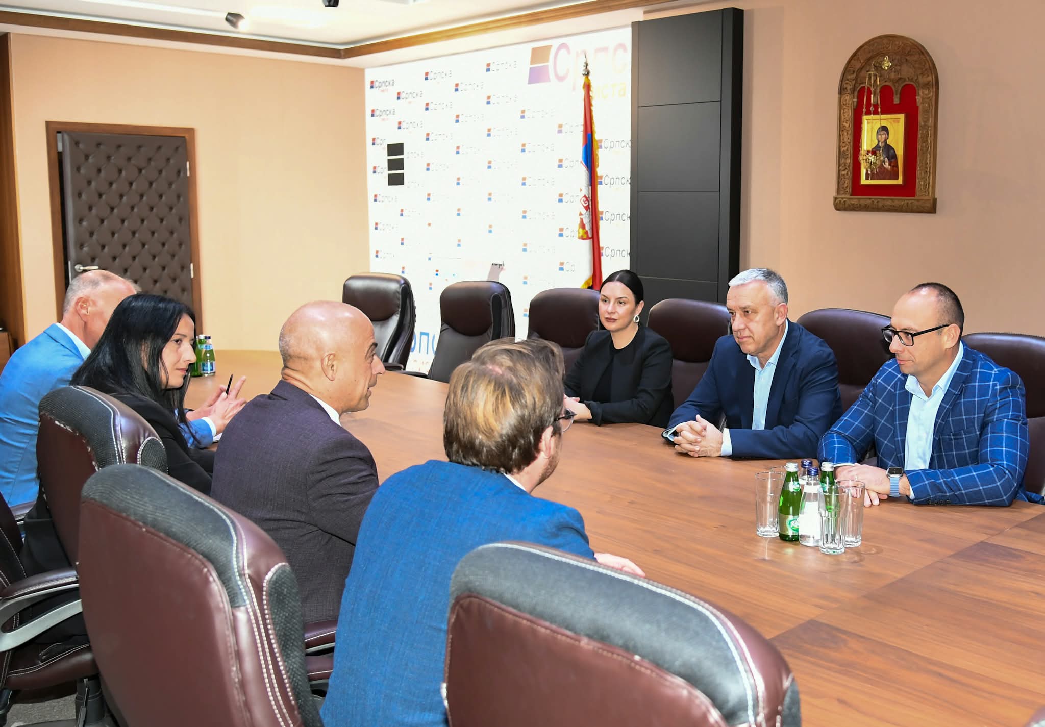 FOTO: Eulex i Srpska lista