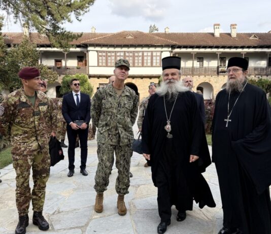 Tokom susreta sa Vikofom i Vergorijem, mitropolit Teodosije istakao značaj KFOR-a za bezbednost Srba
